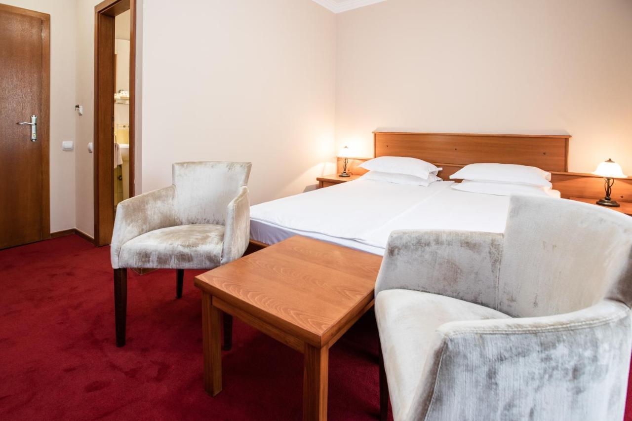 Hotel Vila Lago Palić Eksteriør bilde