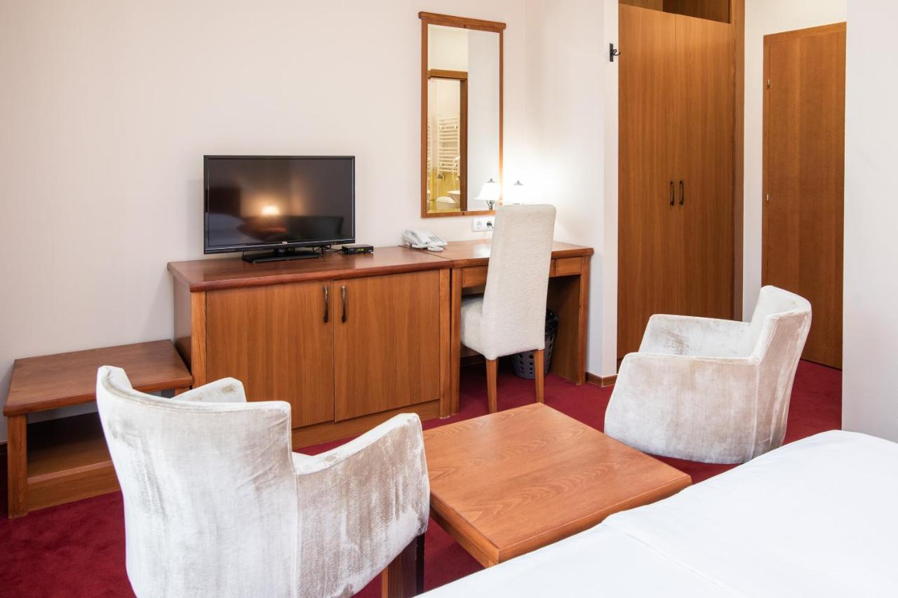 Hotel Vila Lago Palić Eksteriør bilde