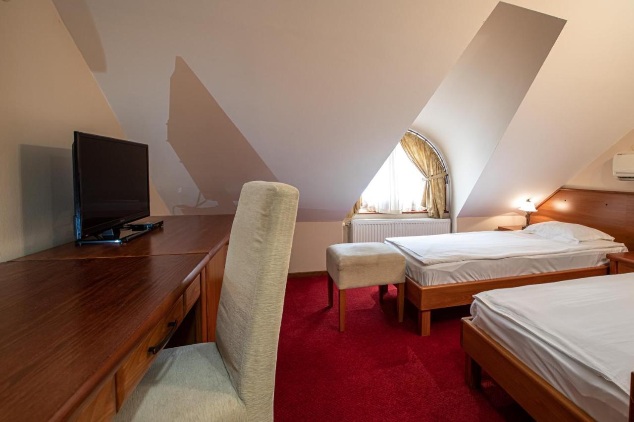 Hotel Vila Lago Palić Eksteriør bilde