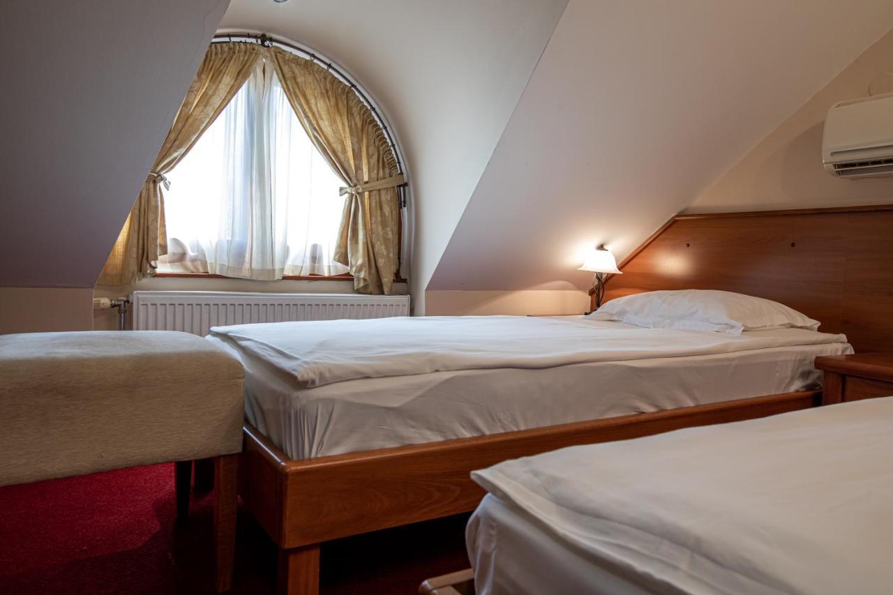 Hotel Vila Lago Palić Eksteriør bilde