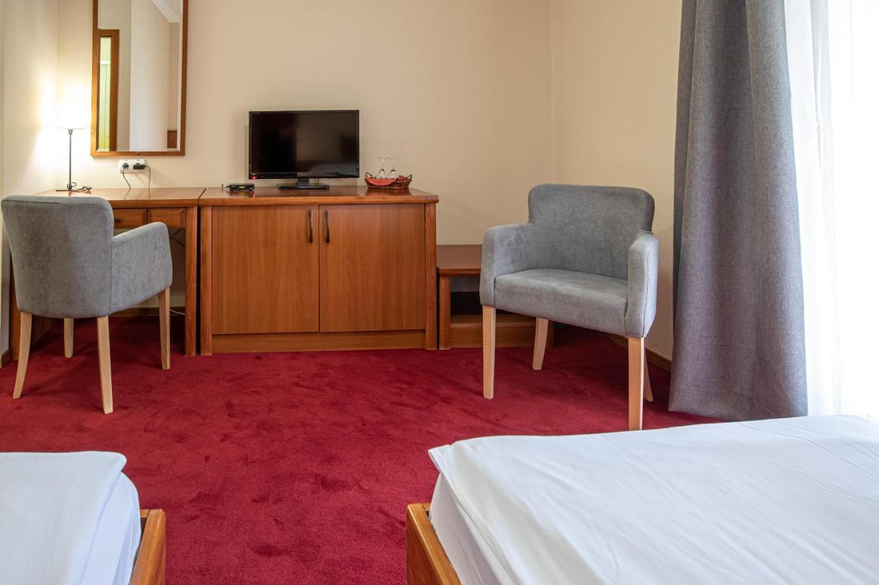 Hotel Vila Lago Palić Eksteriør bilde