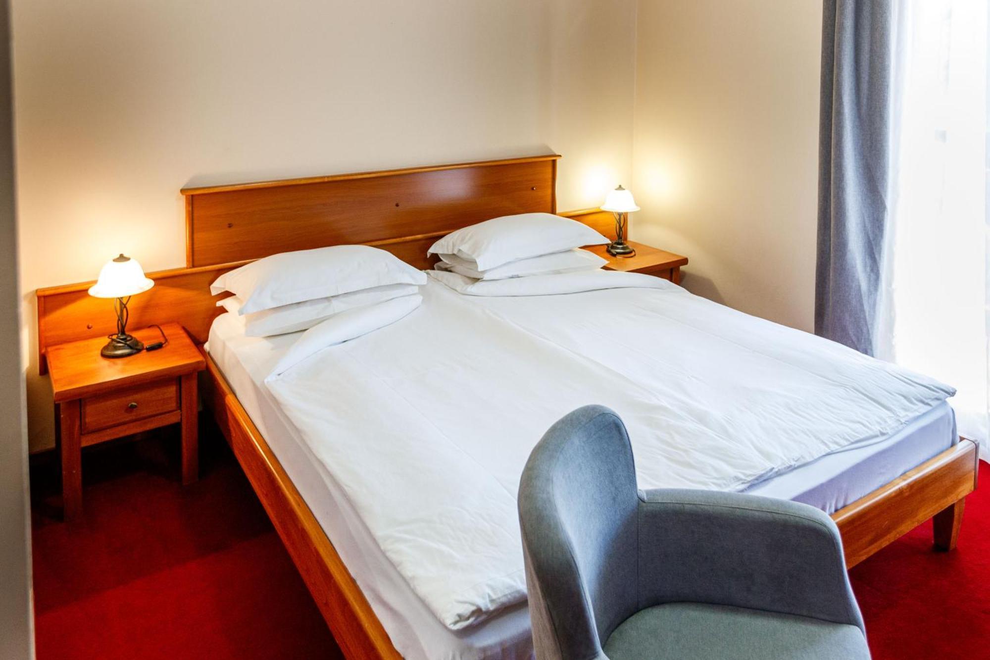 Hotel Vila Lago Palić Eksteriør bilde